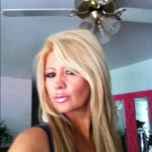 Meet your Posher, Wendy